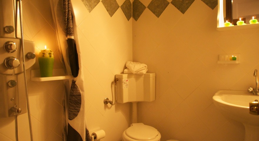 Apartment  25 bathroom 