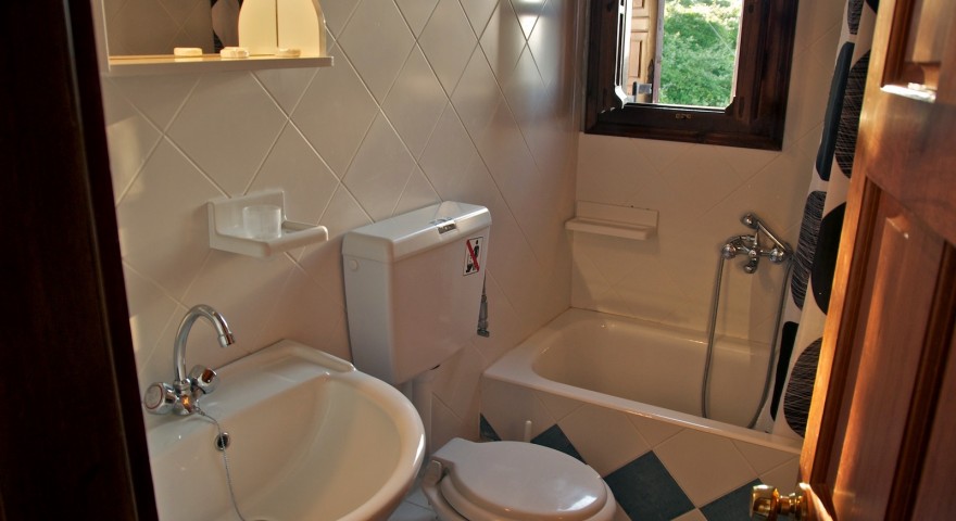 Apartment  30 bathroom